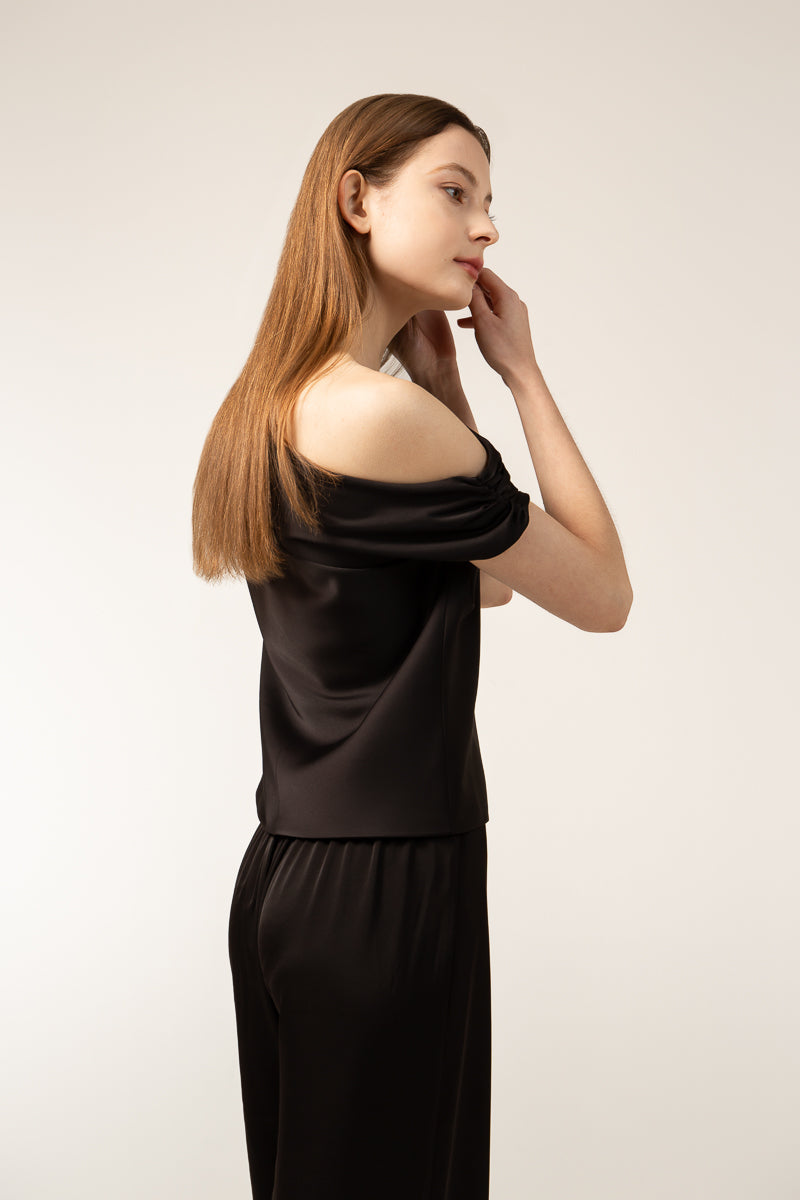 GIA Top - Black
